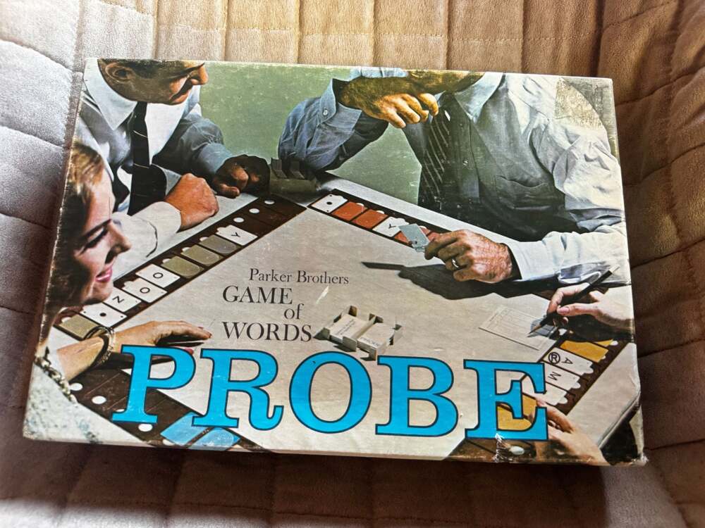 Vintage 1964 Parker Brothers Probe Game of Words Complete Board Game